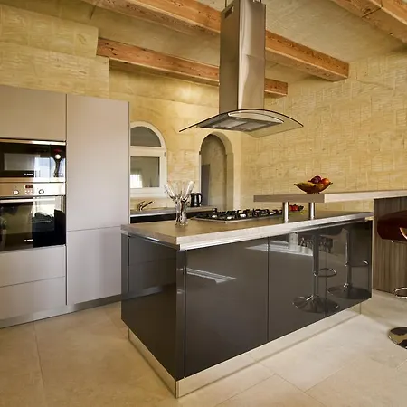 Boomerang Villa Ghasri (Gozo)
